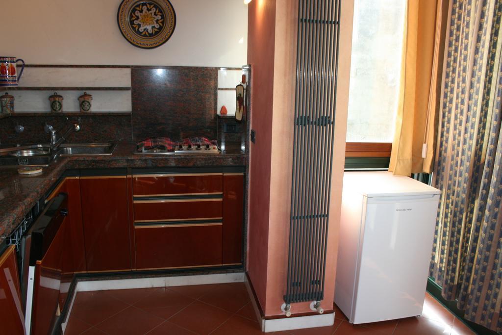 Il Gelsomino Taormina Center Apartment Bilik gambar