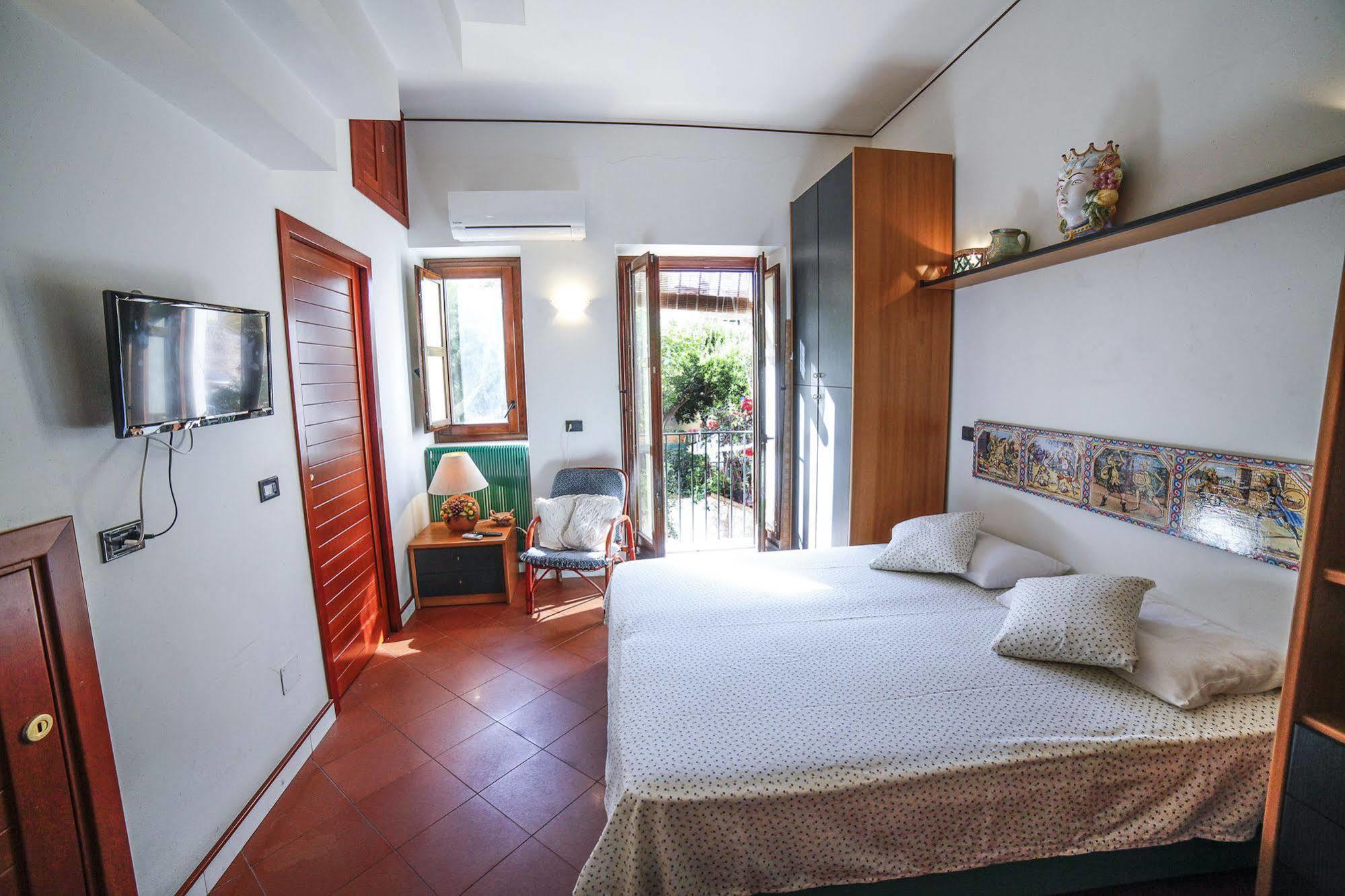 Il Gelsomino Taormina Center Apartment Luaran gambar